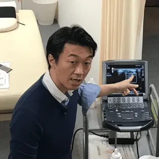山中良裕氏